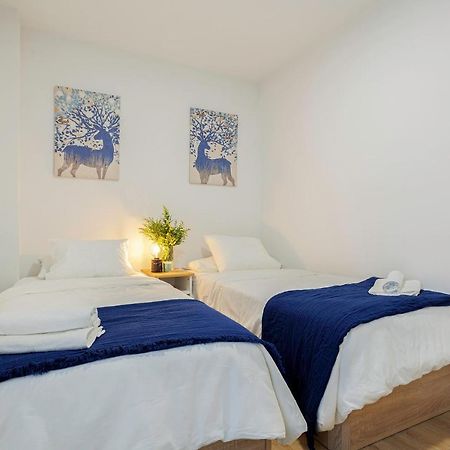 Genesis Apartment In Madrid Bagian luar foto